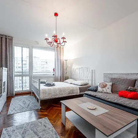 Apartment Palarikova Whole In Center *